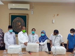 Bantu Tenaga Medis, Gerindra Sumbar Kirim APD dari Andre ke 3 Rumah Sakit