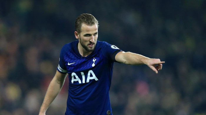 NORWICH, ENGLAND - DECEMBER 28: Harry Kane of Tottenham Hotspur reacts during the Premier League match between Norwich City and Tottenham Hotspur at Carrow Road on December 28, 2019 in Norwich, United Kingdom. (Photo by Stephen Pond/Getty Images)