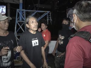 Polisi Bubarkan Pesta Miras Pria Paruh Baya di Makassar saat Pandemi Corona