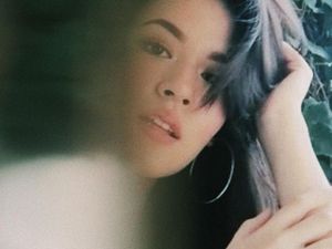 Raisa Lelang Baju Spesialnya untuk Bantu Masyarakat Terdampak Corona