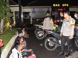 Pesta Miras di Tengah Wabah Corona, Sekelompok Pemuda Diciduk Polisi