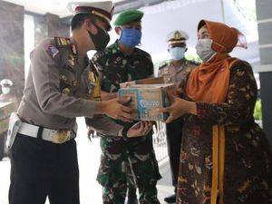 Ini Cara Polisi Dukung Petugas Medis di Jombang Lawan Corona