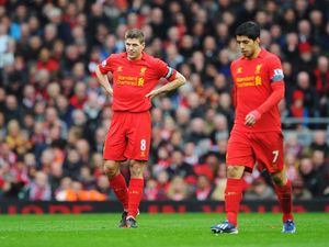 5 Pemain yang Bikin Kesalahan Fatal, Trofi pun Melayang 5 Pemain yang Bikin Kesalahan Fatal, Trofi pun Melayang