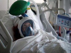 Kematian Meningkat, Dokter Berusaha Tidak Gunakan Ventilator Untuk COVID-19