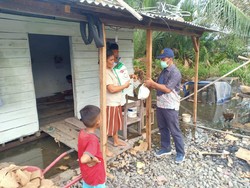 Bantu Warga Miskin Sumatera, Pertamina Bagikan 5.000 Sembako