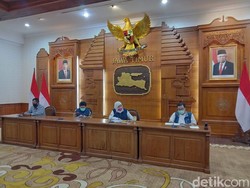 Gubernur Khofifah Jamin Stok Pangan di Jatim Aman Selama Pandemi Corona