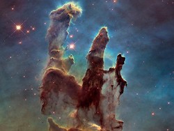 Menakjubkan! Versi Baru Foto Pilar Penciptaan di Antariksa