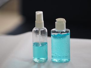 Harga Hand Sanitizer Anjlok 80% Lebih Harga Hand Sanitizer Anjlok 80% Lebih