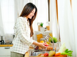 Catat! Cara Mencuci Bahan Makanan yang Tepat Agar Terhindar dari Corona