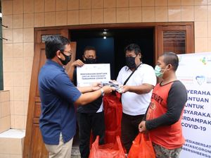 Pupuk Indonesia Salurkan Makan Siang sampai Masker ke Warga