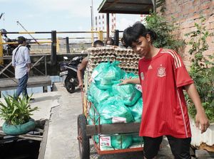 Jelang Ramadan, Pertamina Donasi 25 Paket Sembako di Balikpapan