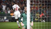 Raheem Sterling paling sering menghadapi David De Gea (20 kali). Foto: Getty Images/Michael Regan