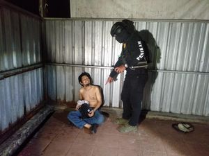 Pria Mabuk di Makassar Diamankan Polisi Usai Teror Penghuni Kos