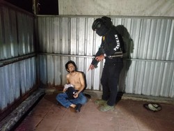 Pria Mabuk di Makassar Diamankan Polisi Usai Teror Penghuni Kos