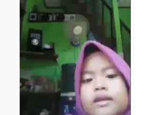 Kawasan Rumahnya Lockdown, Bocah Ini Protes Minta Sembako ke Pak RT