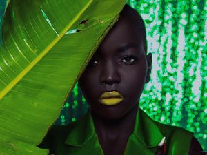 Inikah Wanita Berkulit Paling Gelap di Dunia yang Pecahkan Rekor Guinness?