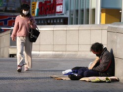 Pandemi Virus Corona, Jepang Tampung Ribuan Gelandangan di Hotel