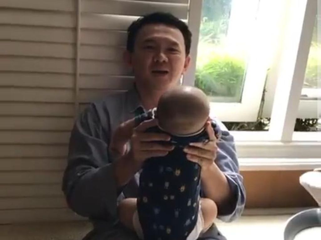 Yosafat Abimanyu, Putra Ahok yang Makin Mencuri Perhatian Yosafat Abimanyu, Putra Ahok yang Makin Mencuri Perhatian