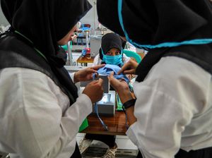 Penyandang DIsabilitas di Cimahi Ramai-ramai Bikin Masker