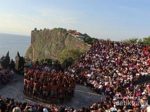 PPKM Jawa Bali Diberlakukan, Tari Kecak Uluwatu Libur Dulu PPKM Jawa Bali Diberlakukan, Tari Kecak Uluwatu Libur Dulu