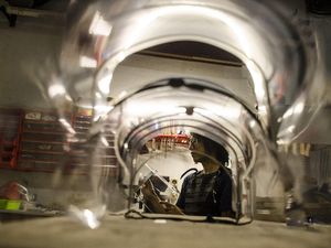 Usai Masker, Pelindung Wajah juga Bisa Dibuat Sendiri Lho