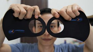 Omzet Pembuat Masker Meningkat di Tengah Pandemi Corona