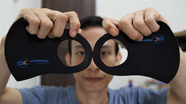 Omzet Pembuat Masker Meningkat di Tengah Pandemi Corona