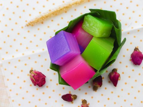 Resep Mendut Warna Warni, Jajanan Tradisional Kesukaan Si Kecil