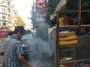 Geliat Suatu Pagi di Phnom Penh