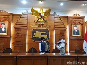 Khofifah Ungkap soal Penolakan Jenazah Corona di Kota Pasuruan