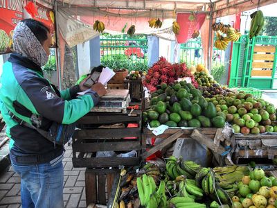 Wah! Ojol Kini Layani Belanja Sembako