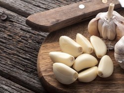 7 Manfaat Bawang Putih Buat Kesehatan dan Cara Pemakaiannya