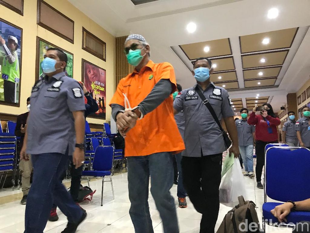 Tim Kuasa Hukum Upayakan Tio Pakusadewo Direhab Tim Kuasa Hukum Upayakan Tio Pakusadewo Direhab