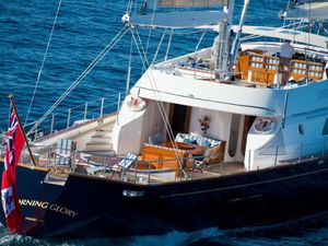 Potret Superyacht Milik Berlusconi yang Dijual