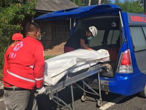 Pemotor Tewas Terlindas Bus di Kulon Progo