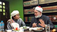 Momen Taqy Malik Tiru Gaya Salt Bae hingga Makan Bareng Syekh