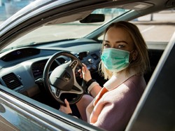 Perlukah Pakai Masker Saat Naik Mobil Pribadi? Ini Penjelasan Pakar