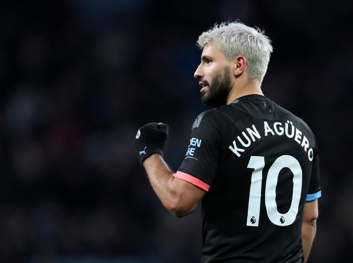 BIRMINGHAM, ENGLAND - JANUARY 12: Sergio Aguero of Manchester CIty celebrates scoring his hat-trick and his sides sixth goal during the Premier League match between Aston Villa and Manchester City at Villa Park on January 12, 2020 in Birmingham, United Kingdom. (Photo by Catherine Ivill/Getty Images)