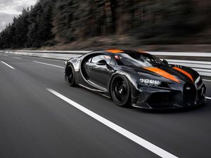 7 Mobil Tercepat yang Boleh Melintas di Jalan Raya