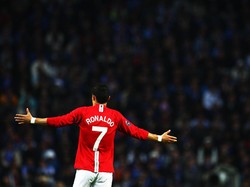 Ketika Ronaldo Batal Pulang ke MU Akibat Sir Alex Pensiun