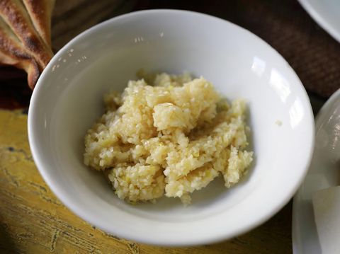 5 Tips Menyimpan Bumbu Dasar Putih Awet Berbulan-bulan, Praktis Saat Ramadhan