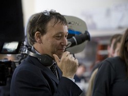 Dear Marvel, Sam Raimi Ingin Sutradarai Avengers: Secret Wars