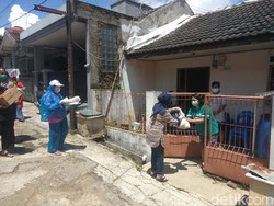 Keluarga Terpapar COVID-19 di Cimahi Belum Berani ke Luar Rumah