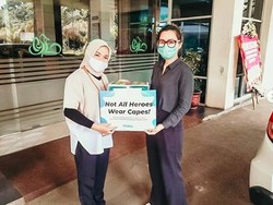 Sebelum Positif Corona, Twindy Rarasati Salurkan Bantuan ke Tim Medis