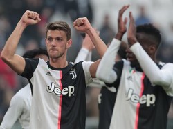 Matuidi dan Rugani Menang Vs COVID-19