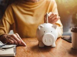 Nabung Untung Bisa Dapat Emas hingga Mercedes-Benz, Mau?