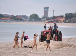 Kasus Bule Nakal, Alarm Nyaring Bagi Pariwisata Indonesia Kasus Bule Nakal, Alarm Nyaring Bagi Pariwisata Indonesia
