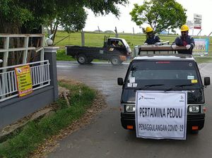 Pertamina Semprot Ribuan Liter Disinfektan di 17 Desa Kabupaten Tuban
