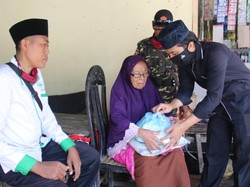 Lintas Agama di Banyuwangi Gotong Royong Lawan COVID-19