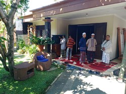 Riza Shahab Maklum Banyak Keluarga Tak Bisa Hadiri Pemakaman Sang Ayah